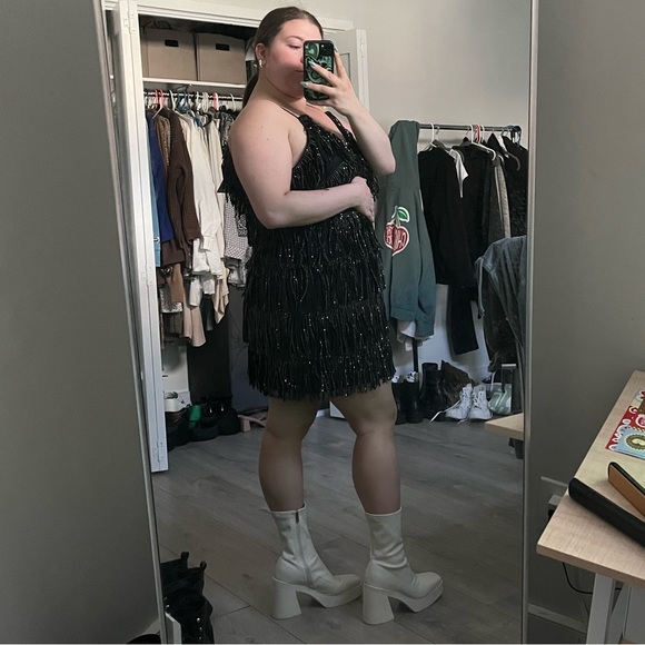 Black and silver fringe mini dress - Picture 4 of 6